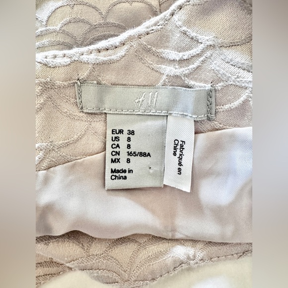 H&M Silver A-Line Dress Mermaid Tail Scallop Stitching Size 8 - Picture 9 of 14